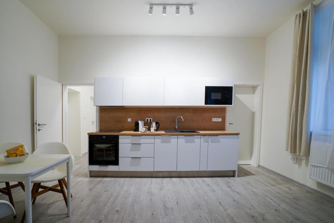 Lucy'S Apartments 2 Оломоуц Экстерьер фото