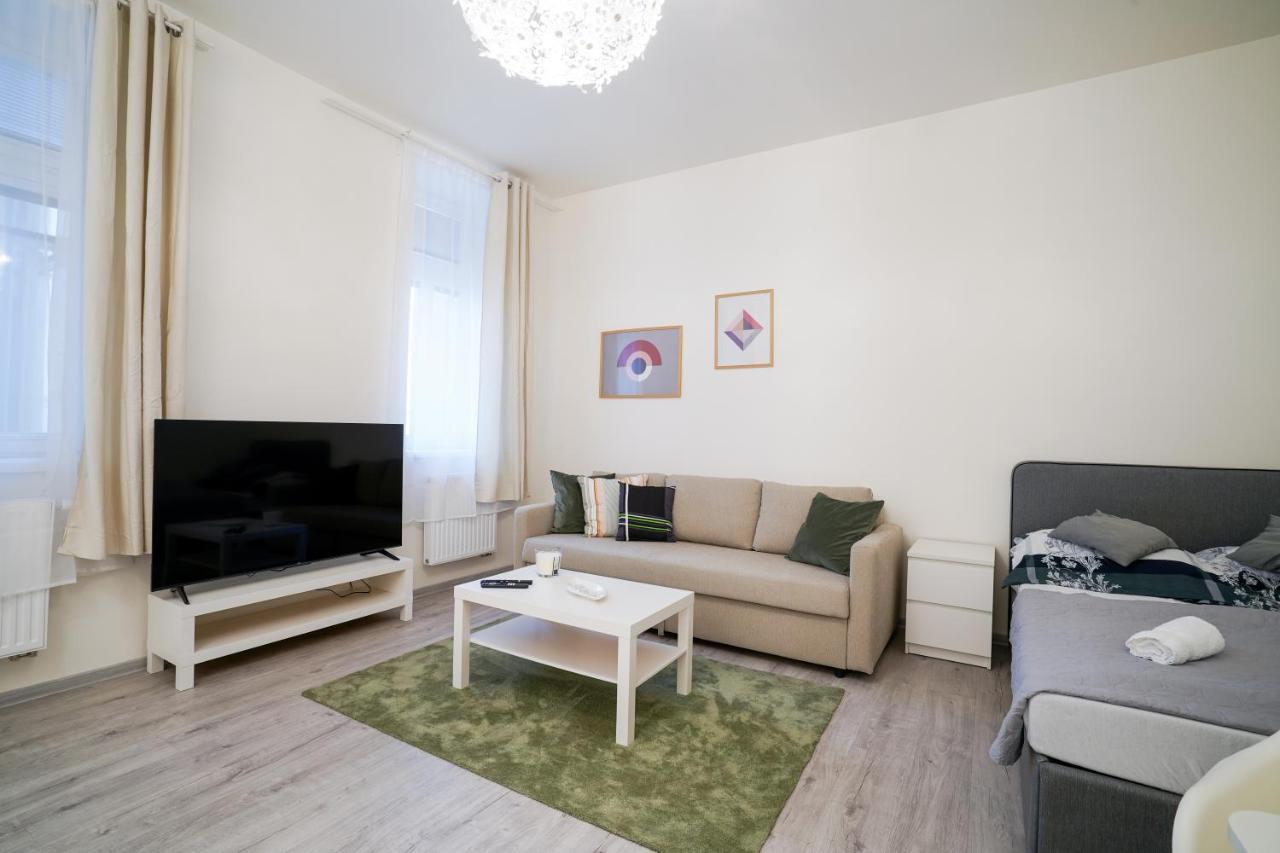Lucy'S Apartments 2 Оломоуц Экстерьер фото